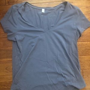 Lulu t-shirt